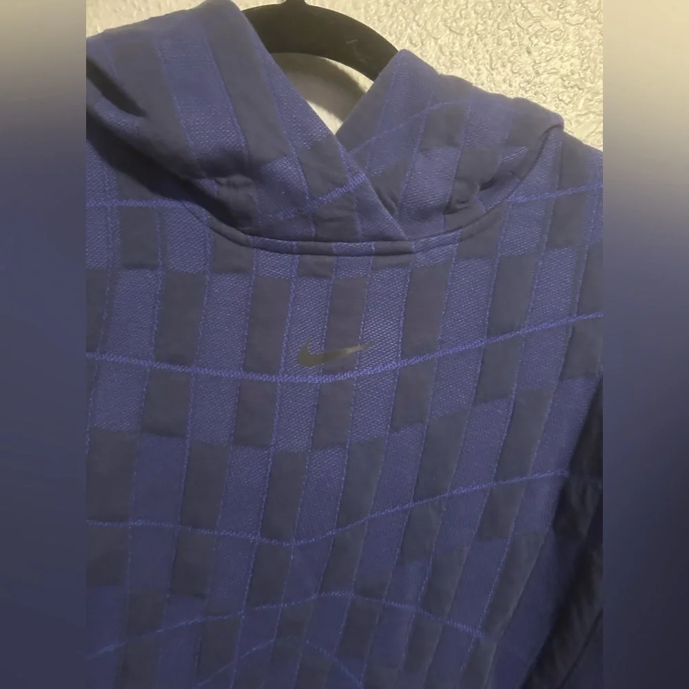 Nike sz medium